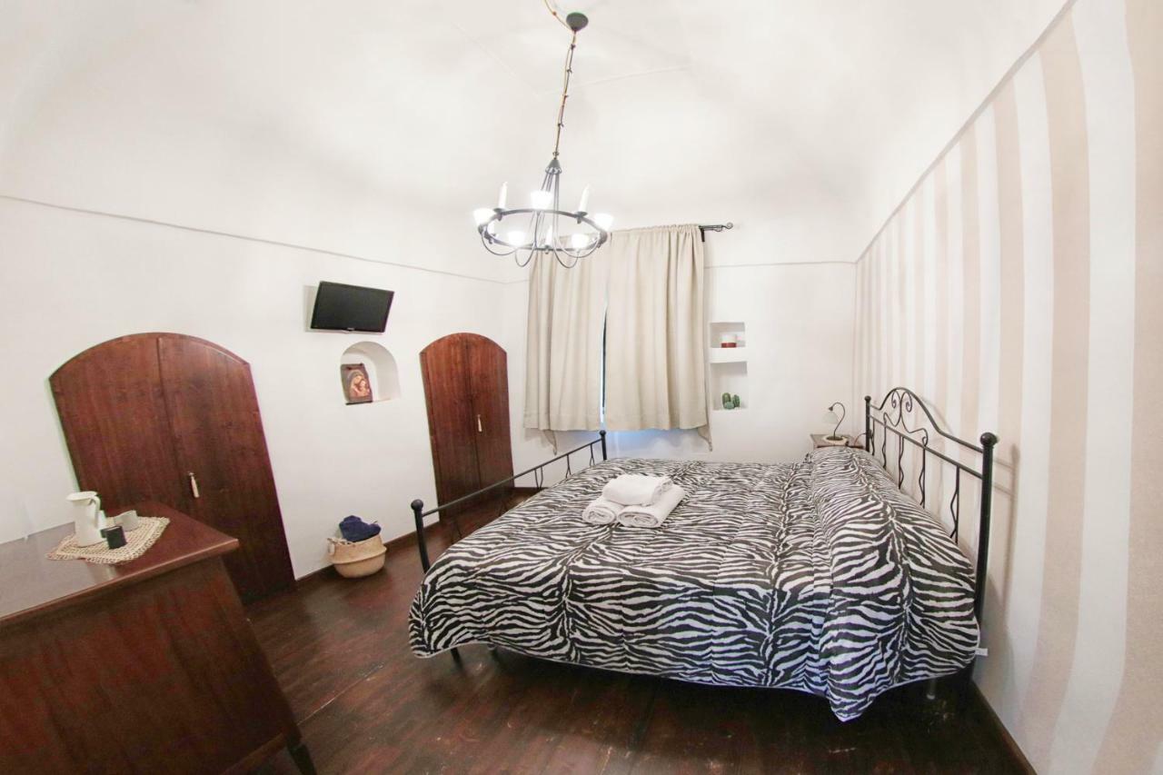 Al Vecchio Cellaio Historical Guest House サンタントーニオ・アバーテ エクステリア 写真